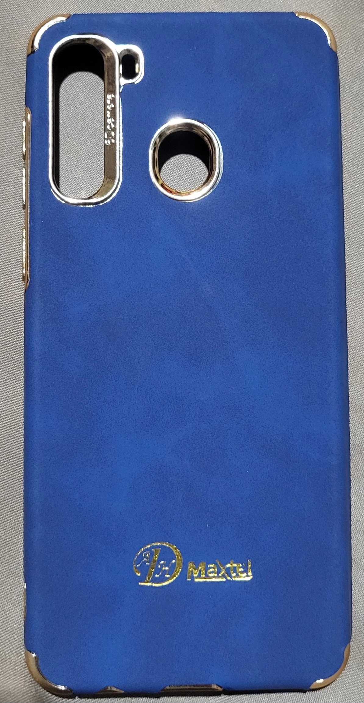 خلفيات ملكي بدون جلاس