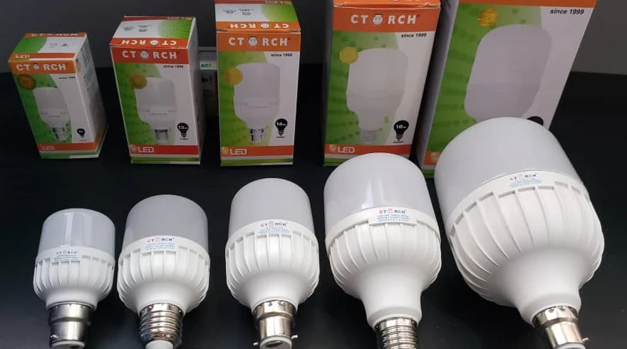 لمبة تورش كهرباء مربع 6 وات